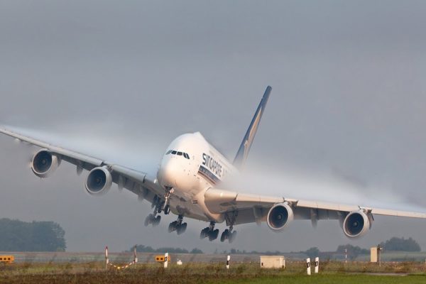 Boeing 747 Worst Crosswind Storm Landings