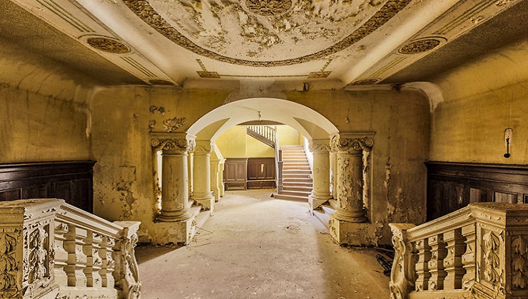 25 Photographs of Beautiful Abandoned Places in Europe