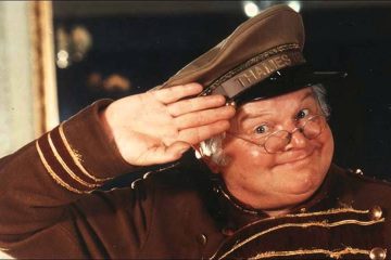 5 Hilariously funny Benny Hill Video Clips